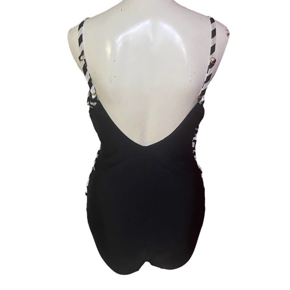 Sea & Sand Beachwear Drape Surplice One Piece Bathing Suit Chevron Size 12 New - Picture 5 of 11